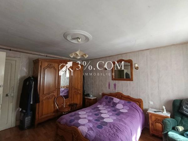 Maison de village
                                                                                                                                                                                                                                                                                                                        6 pièce(s)                                                                                                                                                                                                          3 chambre(s)                                                                                                                                                                                                          119  m²