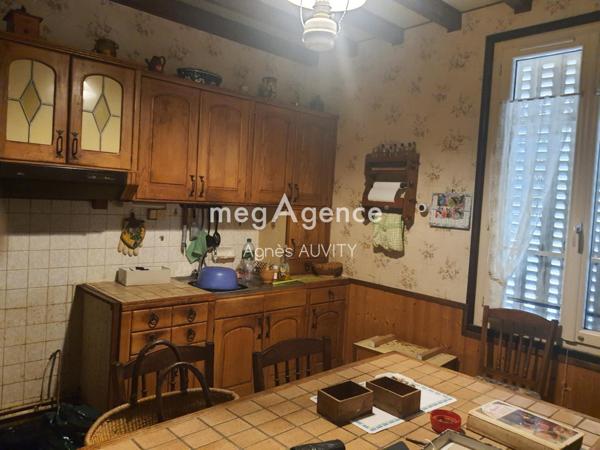 Immeuble à CHAMBLET, 03170 - 220m²