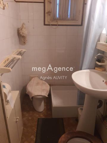 Immeuble à CHAMBLET, 03170 - 220m²