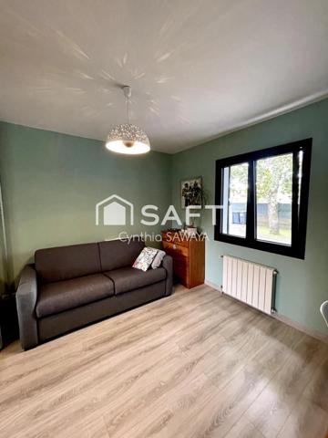 Superbe maison moderne avec piscine, grand carport 4 voitures et dépendance