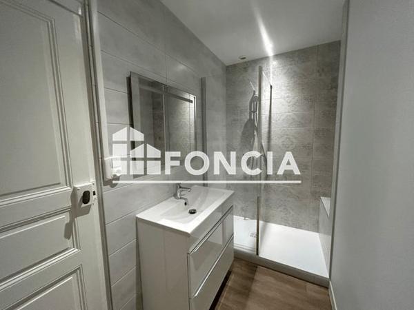 Location Appartement 3 pièces 70.09 m² - 16 RUE MARECHAL FOCH Roanne 42300