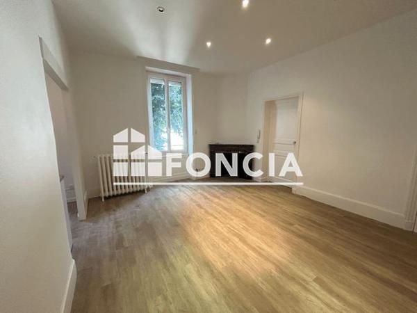 Location Appartement 3 pièces 70.09 m² - 16 RUE MARECHAL FOCH Roanne 42300