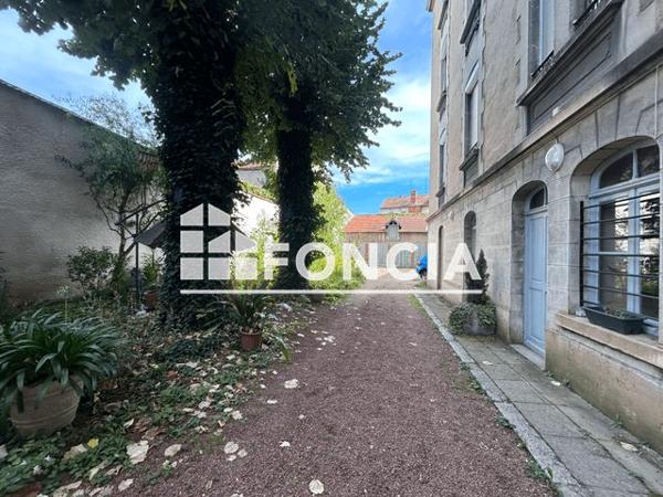 Location Appartement 3 pièces 70.09 m² - 16 RUE MARECHAL FOCH Roanne 42300