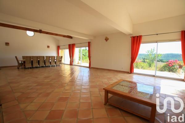 Maison 13 pièces de 440 m² à Le Bugue (24260)