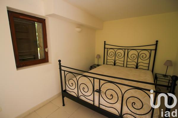 Maison 13 pièces de 440 m² à Le Bugue (24260)