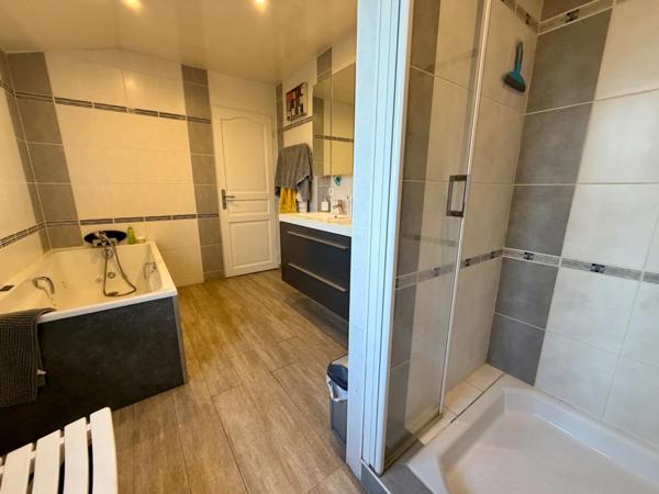 Maison à vendre 0 pièces BEAUFORT EN ANJOU (49)