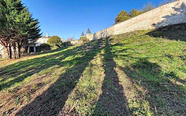 Terrain à vendre    Saint-Just-Saint-Rambert