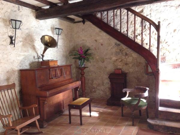 DOLMAYRAC - Ancien Moulin du 18e siècle à rénover avec piscine et 1,4465 ha de terrain arboré - Lot & Garonne (47)