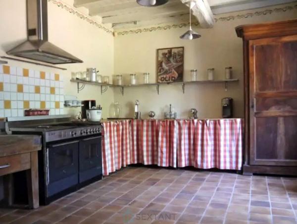 DOLMAYRAC - Ancien Moulin du 18e siècle à rénover avec piscine et 1,4465 ha de terrain arboré - Lot & Garonne (47)