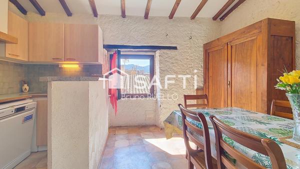 Immeuble de caractère avec local commercial – Centre de Collioure – Fort potentiel locatif