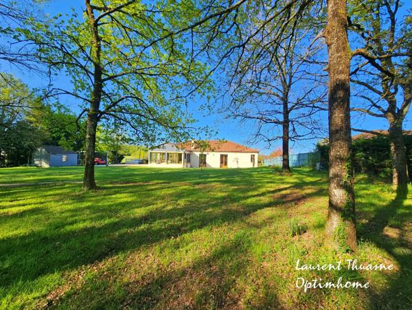 Maison 5 pièces 3 chambres 140 m² au calme