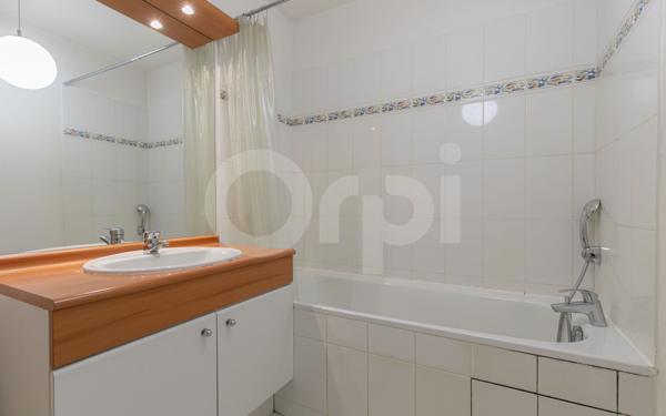 Appartement à vendre    2 pièces • 42,30 m2 Joinville-le-Pont