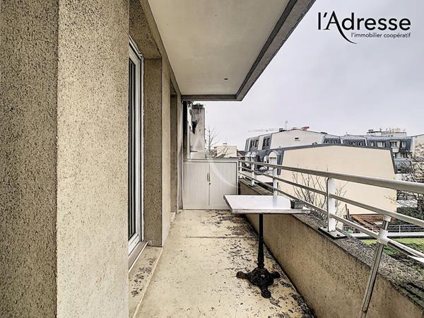 Nanterre Quartier La Boule | Studio avec balcon, cave et parking