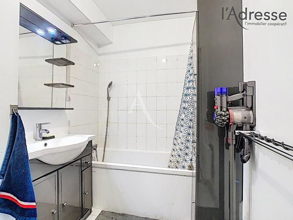 Nanterre Quartier La Boule | Studio avec balcon, cave et parking