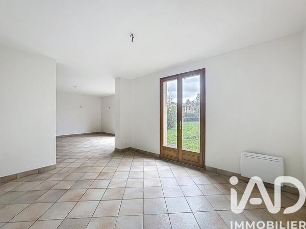 Maison à vendre 6 pièces 137 m² Verzeille