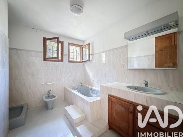 Maison à vendre 6 pièces 137 m² Verzeille