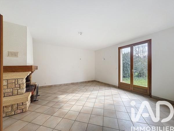 Maison à vendre 6 pièces 137 m² Verzeille