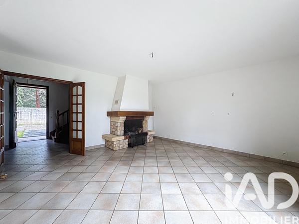 Maison à vendre 6 pièces 137 m² Verzeille