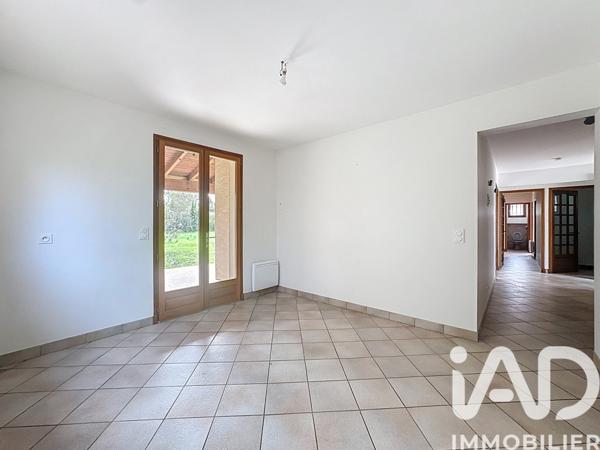 Maison à vendre 6 pièces 137 m² Verzeille