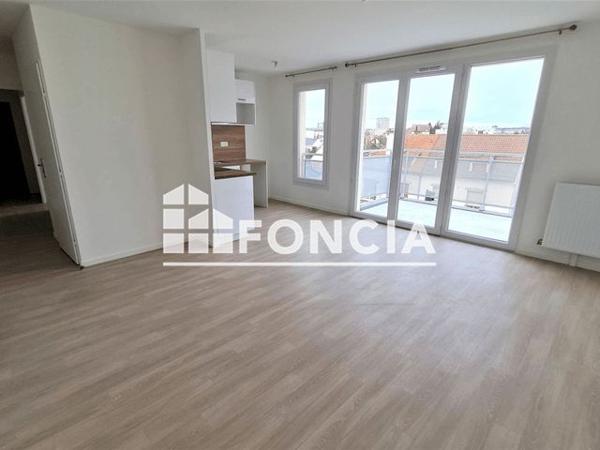 Location Appartement 3 pièces 61.3 m² - 54 AVENUE DE MEAUX Melun 77000