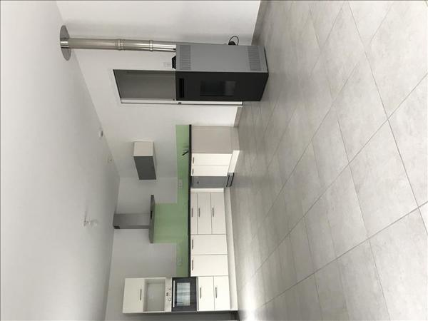 Maison à louer 845 € CC ST RENAN 3 p 70 m² DPE B