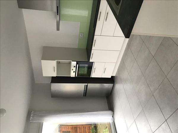 Maison à louer 845 € CC ST RENAN 3 p 70 m² DPE B