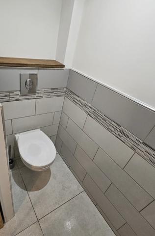 Robion (84440) Maison de village avec garage en plein coeur de robion