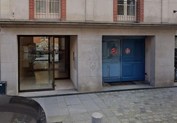 Location Parking - 1 m² (réf : 489845)