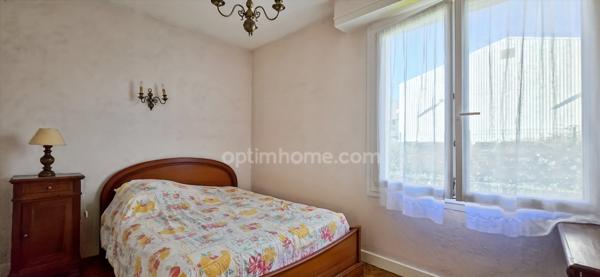 🏡 Maison de plain-pied 88 m² – 2 chambres (+ possibilité 3ème) – Quartier calme – Jardin clôturé – Garage fermé PAU (64)