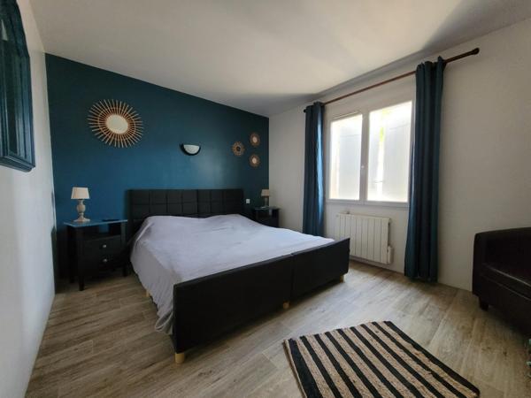 Maison à vendre 6 pièces PUY DU LAC (17)