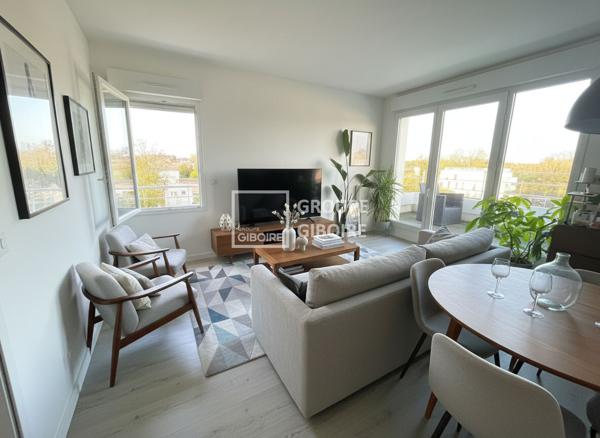 Appartement T2 à vendre VEZIN LE COQUET - 43 m² (réf : MM26523GE)
