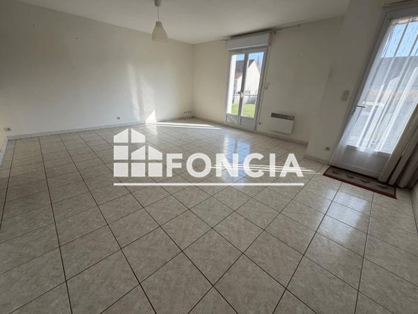 Location Maison 4 pièces 77 m² - 4 ALLEE DE LA PISCINE Montval Sur Loir 72500