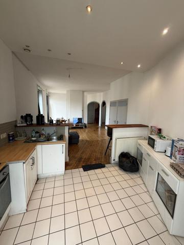 Appartement à SAINT-ETIENNE, 42000 - 4 pièces 102m²