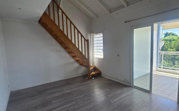 Appartement à louer    2 pièces •  Le Gosier
