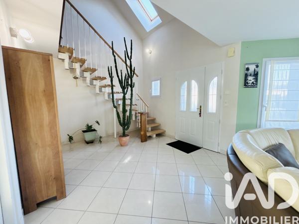 Maison à vendre 7 pièces 179 m² Cholet