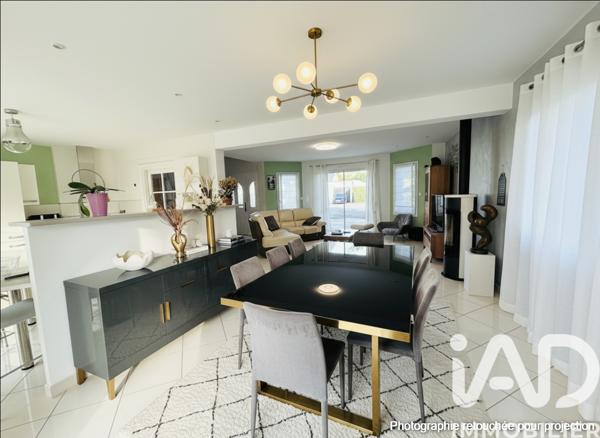 Maison à vendre 7 pièces 179 m² Cholet