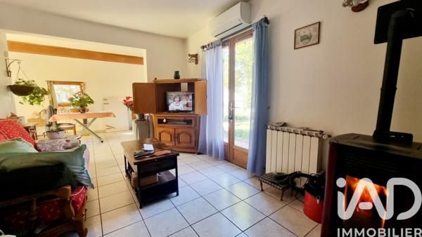 Maison à vendre 6 pièces 198 m² Pourrières