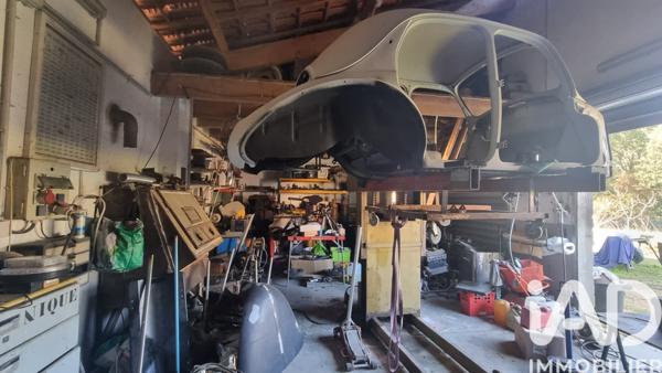 Maison à vendre 6 pièces 198 m² Pourrières