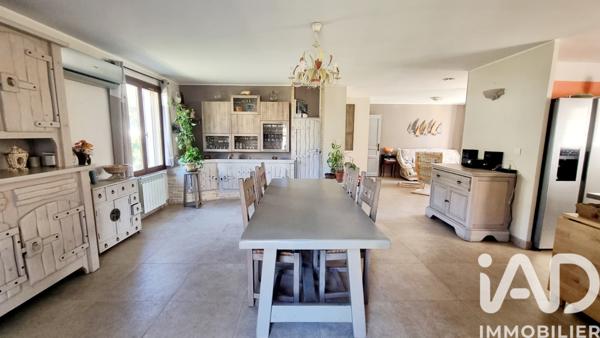Maison à vendre 6 pièces 198 m² Pourrières