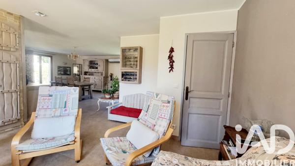 Maison à vendre 6 pièces 198 m² Pourrières