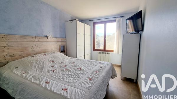 Maison à vendre 6 pièces 198 m² Pourrières