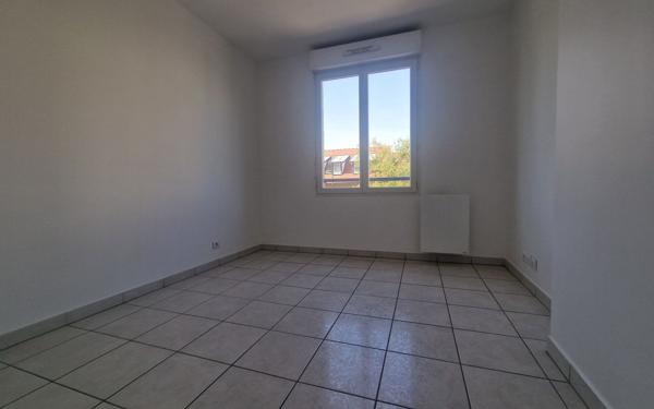 Appartement à vendre    2 pièces • 43,25 m2 Vaires-sur-Marne