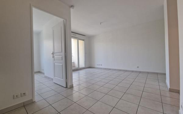 Appartement à vendre    2 pièces • 43,25 m2 Vaires-sur-Marne