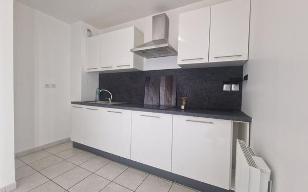 Appartement à vendre    2 pièces • 43,25 m2 Vaires-sur-Marne