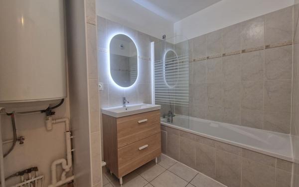 Appartement à vendre    2 pièces • 43,25 m2 Vaires-sur-Marne