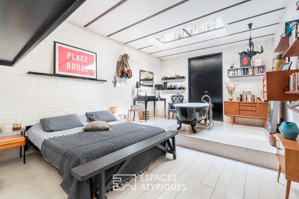 Loft de caractère au calme d’une cour dans une ancienne fabrique de canapés