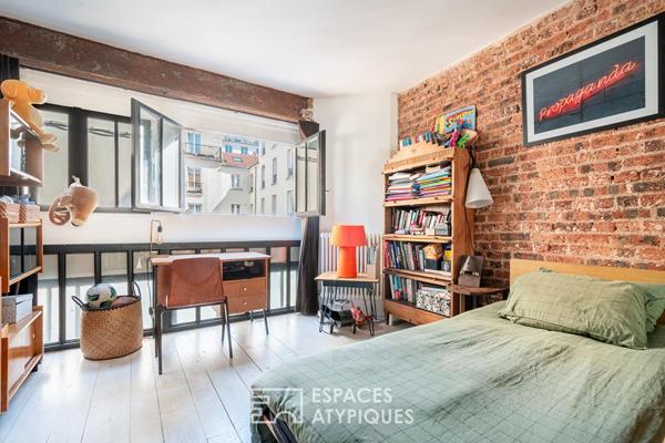 Loft de caractère au calme d’une cour dans une ancienne fabrique de canapés