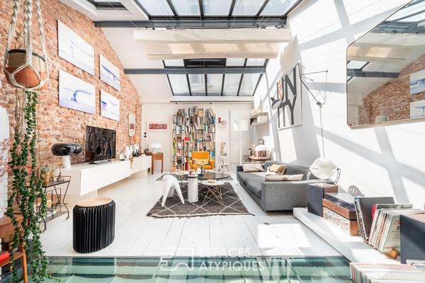 Loft de caractère au calme d’une cour dans une ancienne fabrique de canapés