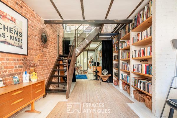 Loft de caractère au calme d’une cour dans une ancienne fabrique de canapés