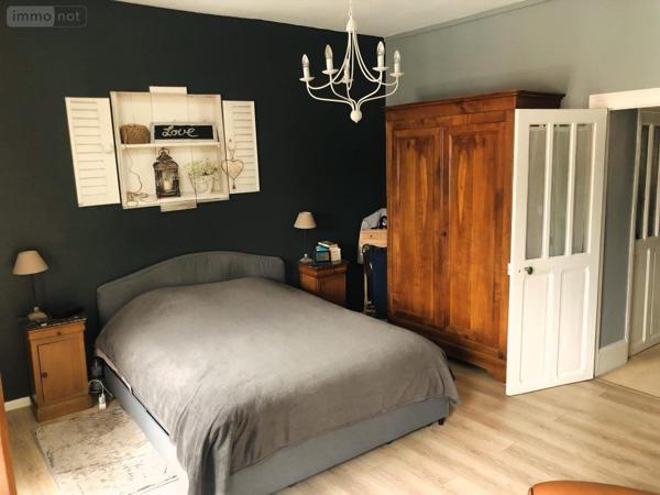 Immeuble à vendre à Laon dans l'Aisne (02000), ref : 02002-296